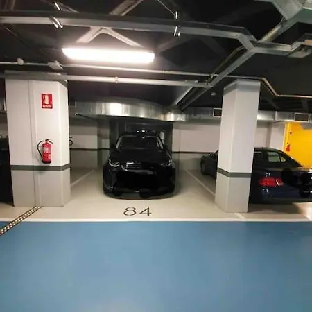 Piso De Lujo Con Piscina Y Gym, A 2min De La Playa