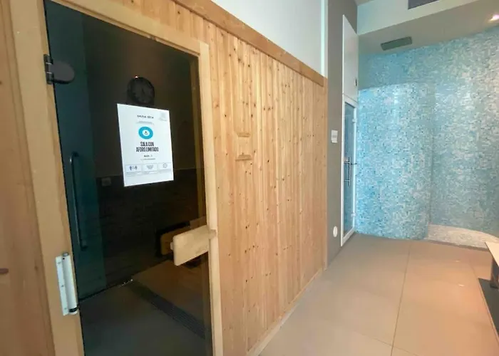 Apartment Piso De Lujo Con Piscina Y Gym, A 2min De La Playa A Coruna