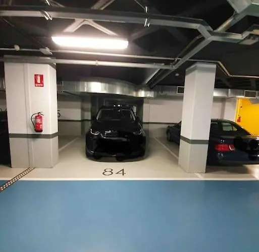 Piso De Lujo Con Piscina Y Gym, A 2min De La Playa